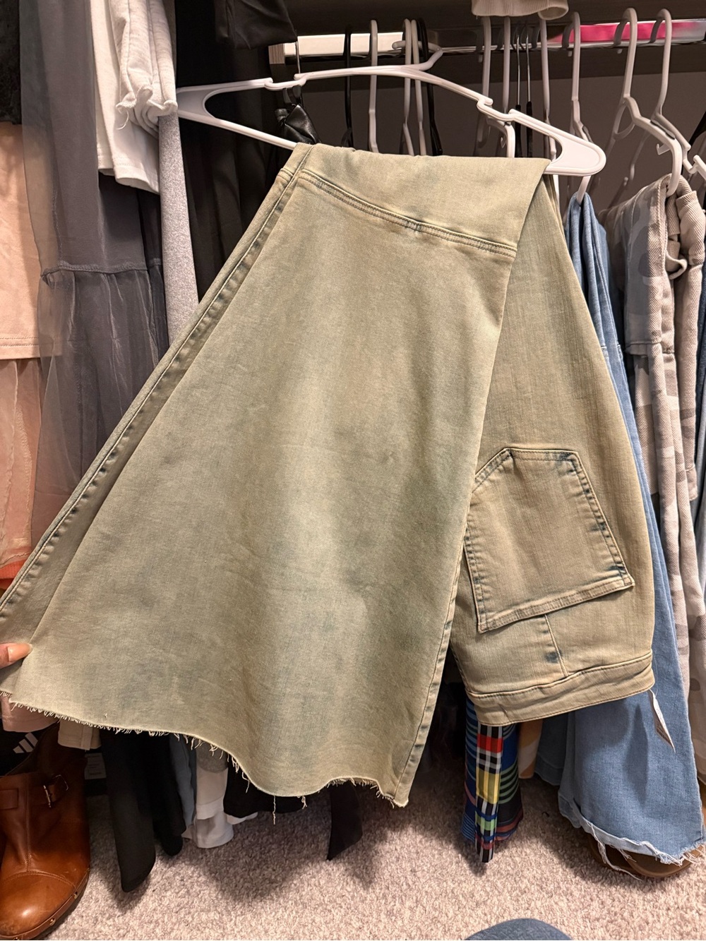 NWT FREE PEOPLE JUST FLOAT ON FLARE JEANS